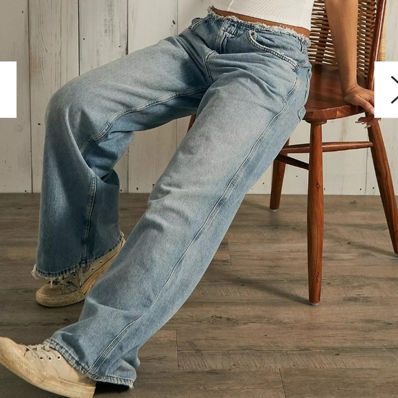 Wide Leg Puddle Light Blue Jeans - Picture 2 of 12